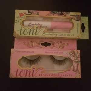 Eyelashes & glue